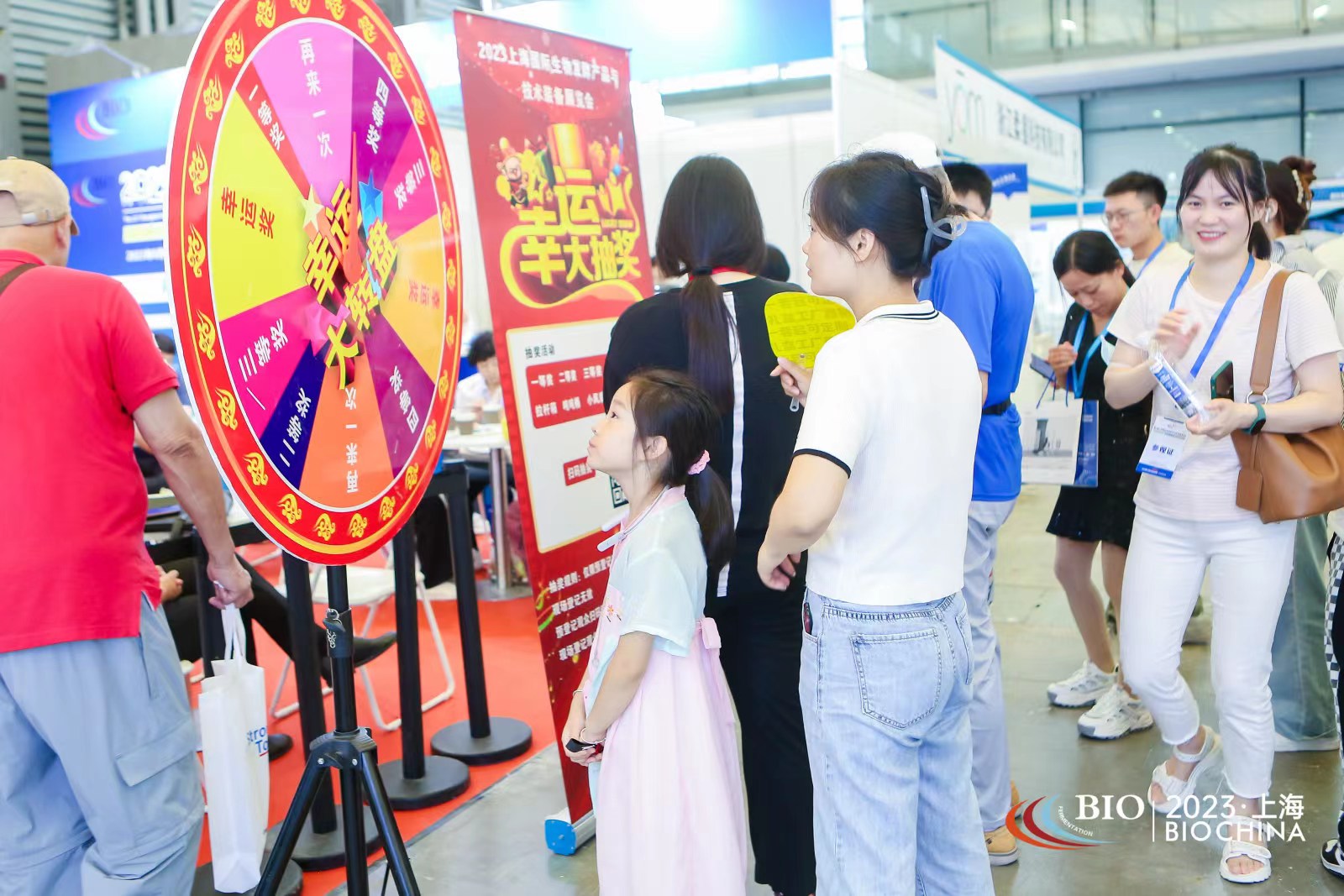 預(yù)報名客戶，禮品免費送，現(xiàn)場抽獎活動
